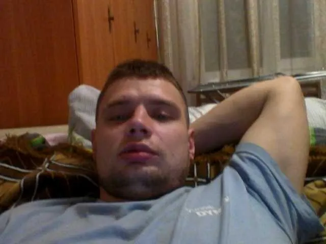Live sex webcam photo for spidermen777 #277299219