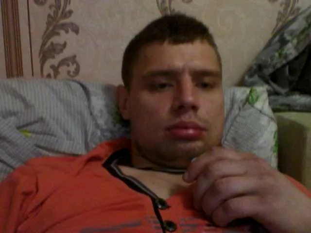 Live sex webcam photo for spidermen777 #277384457