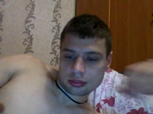 Live sex webcam photo for spidermen777 #277437841