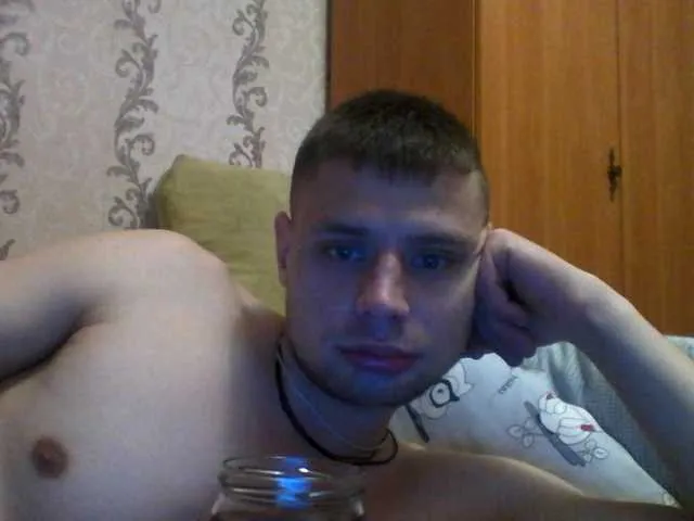 Live sex webcam photo for spidermen777 #277596759