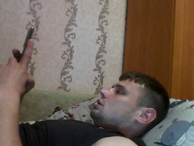 Live sex webcam photo for spidermen777 #278071138
