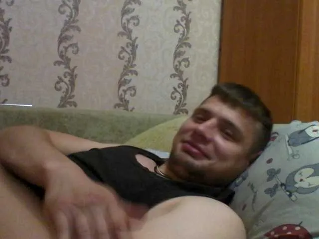 Live sex webcam photo for spidermen777 #278078324