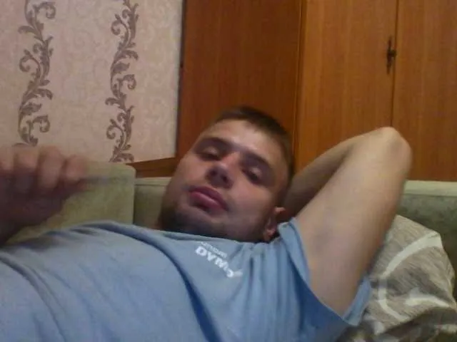 Live sex webcam photo for spidermen777 #278293479