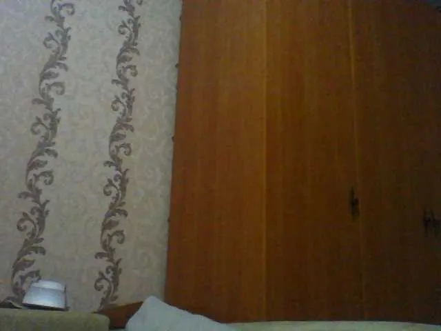 Live sex webcam photo for spidermen777 #282037974
