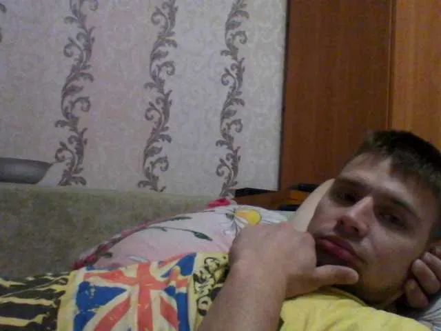 Live sex webcam photo for spidermen777 #287845492