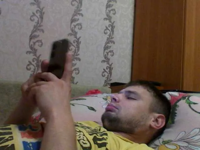 Live sex webcam photo for spidermen777 #288070213