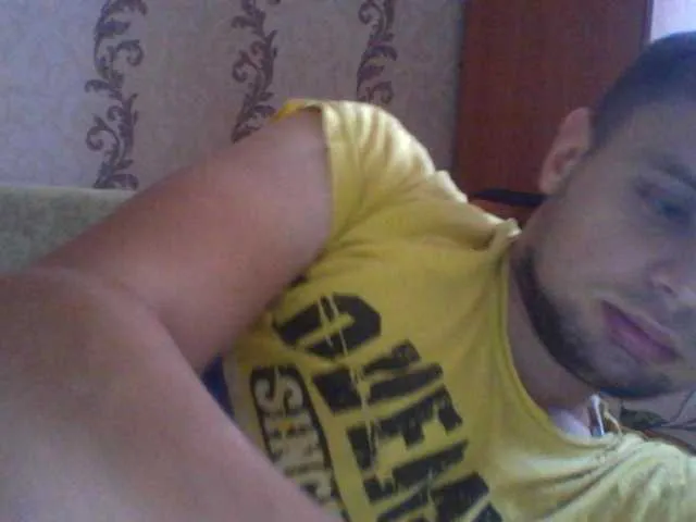 Live sex webcam photo for spidermen777 #288090299