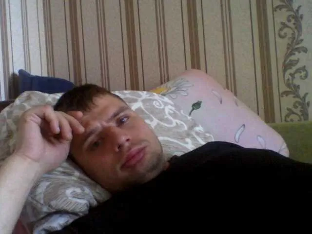 Live sex webcam photo for spidermen777 #288884131