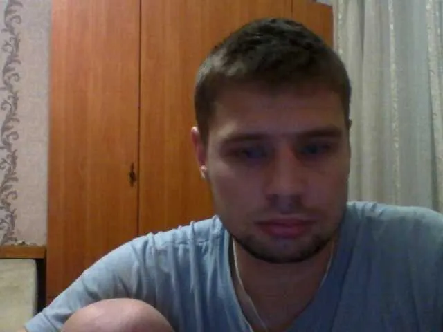 Live sex webcam photo for spidermen777 #289380374