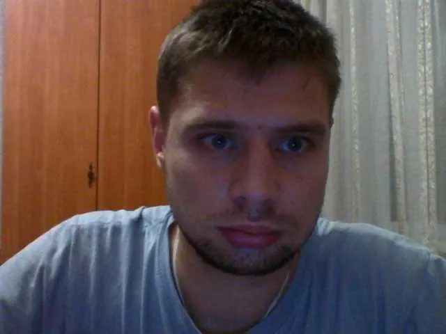 Live sex webcam photo for spidermen777 #289391755