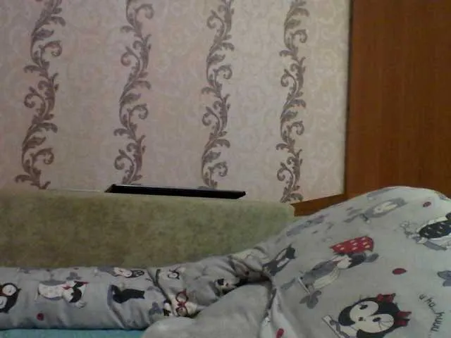 Live sex webcam photo for spidermen777 #289478177