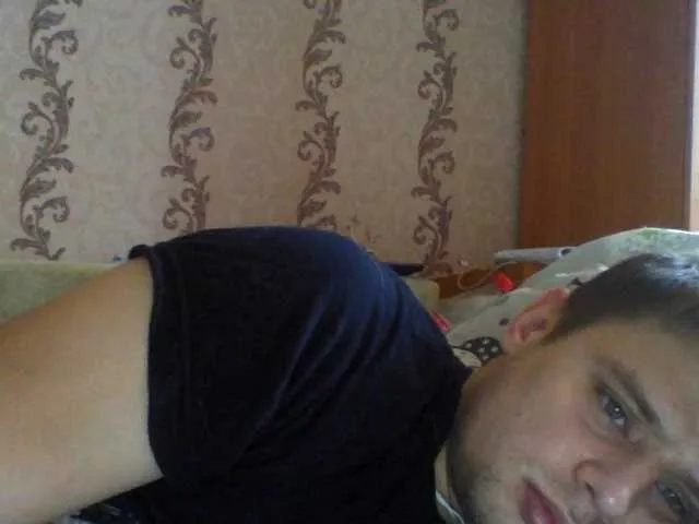 Live sex webcam photo for spidermen777 #289627292