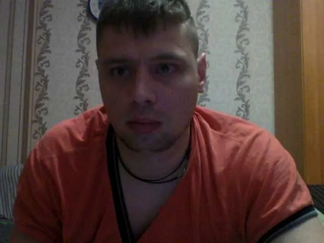 Live sex webcam photo for spidermen777 #290687462