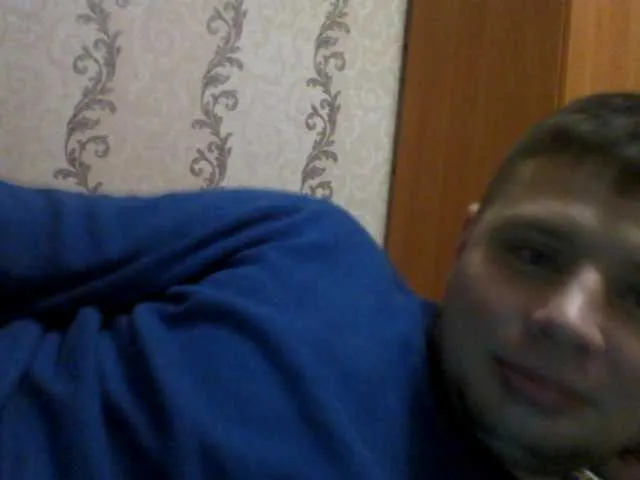 Live sex webcam photo for spidermen777 #290697183