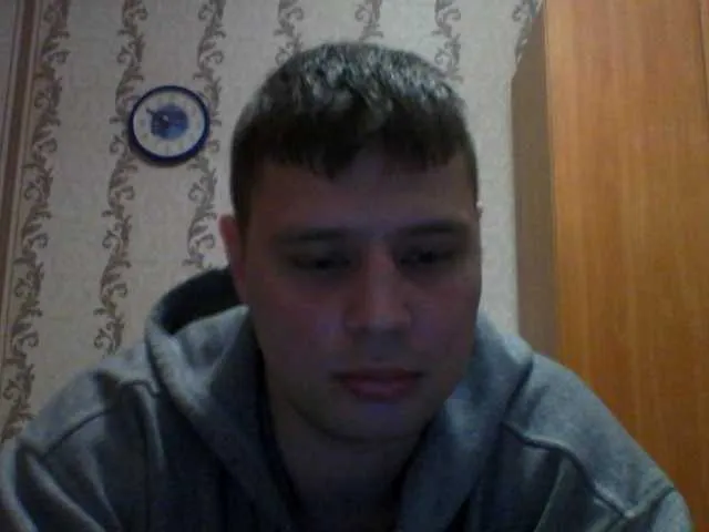 Live sex webcam photo for spidermen777 #290773861
