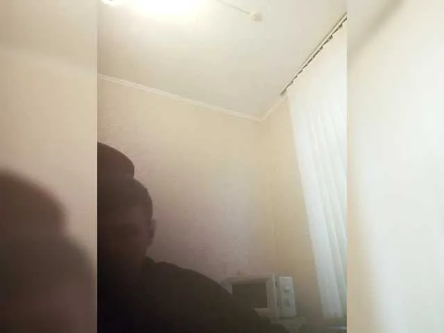 Live sex webcam photo for spidermen777 #290811156