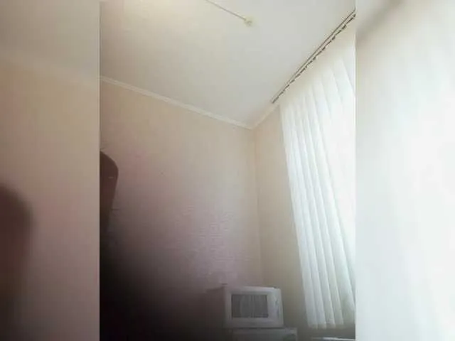 Live sex webcam photo for spidermen777 #290853557