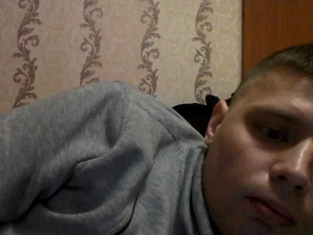 Live sex webcam photo for spidermen777 #290879653