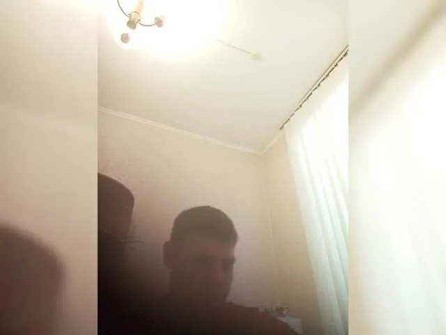 Live sex webcam photo for spidermen777 #290995471