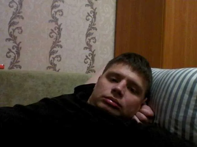 Live sex webcam photo for spidermen777 #291030096