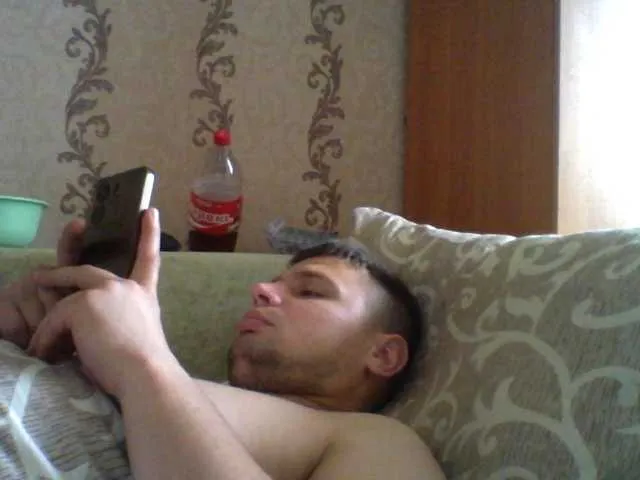 Live sex webcam photo for spidermen777 #291118810