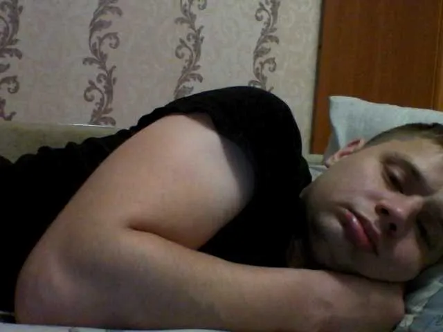 Live sex webcam photo for spidermen777 #291168496