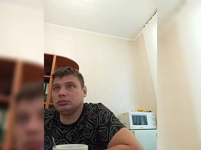 Live sex webcam photo for spidermen777 #291223069