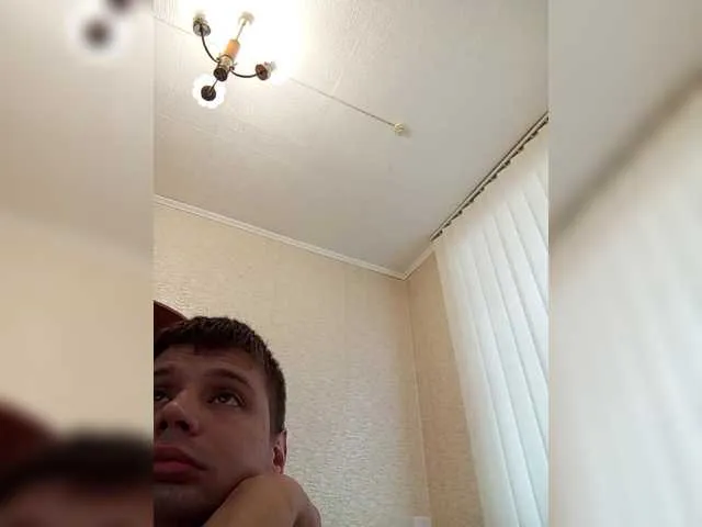 Live sex webcam photo for spidermen777 #291290844