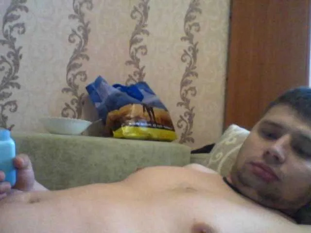Live sex webcam photo for spidermen777 #291398522