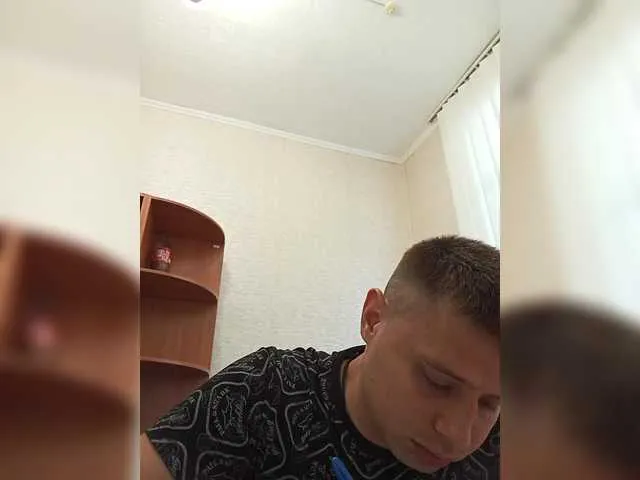 Live sex webcam photo for spidermen777 #291526095