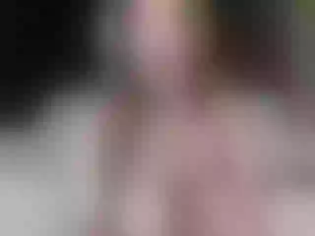 Live sex webcam photo for squikt #290165775