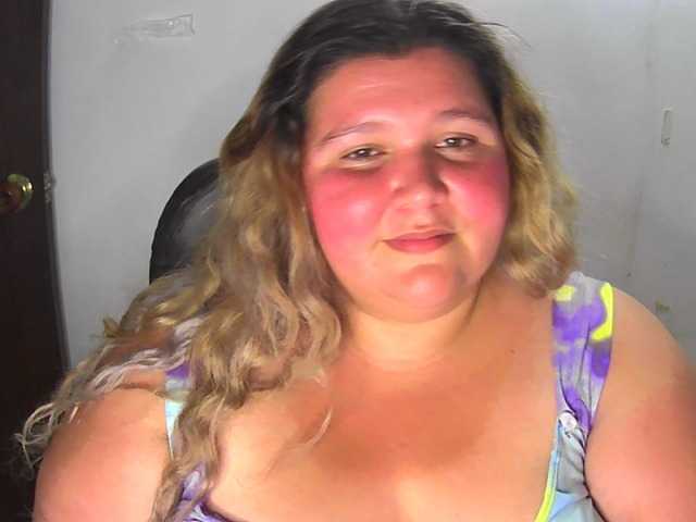 Live sex webcam photo for squirtbbw #275772387