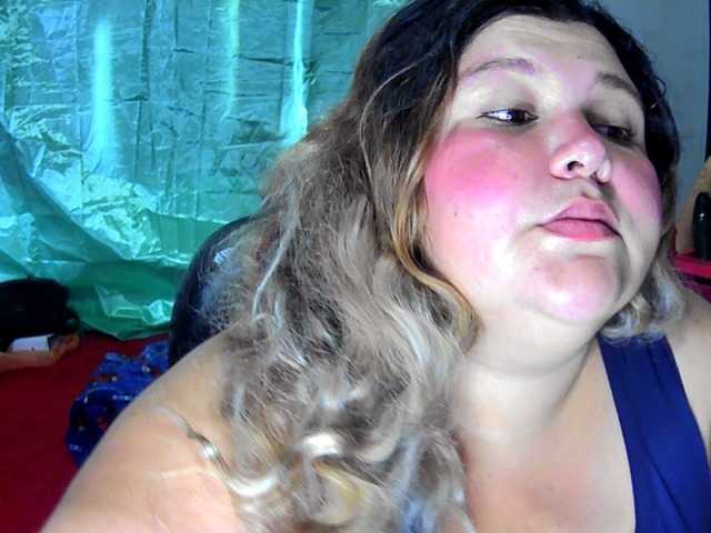 Live sex webcam photo for squirtbbw #276362718