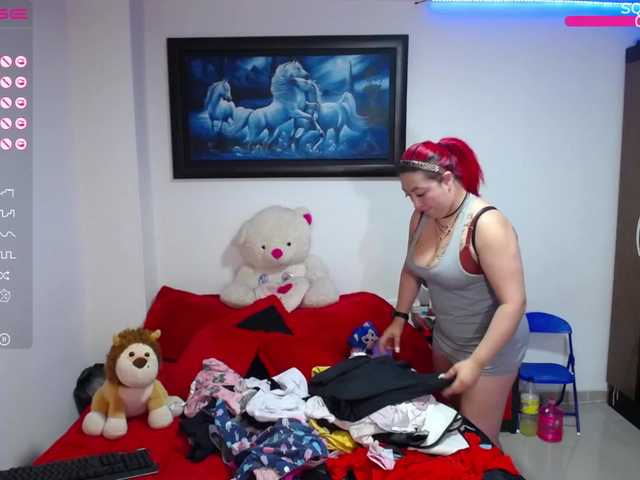 Live sex webcam photo for squirtluna #274524855