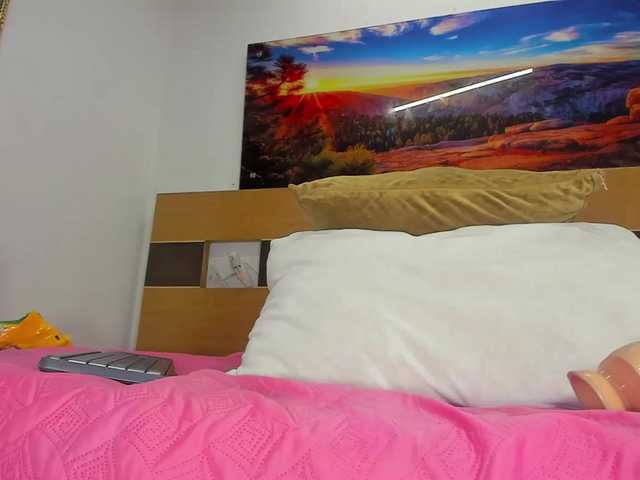 Live sex webcam photo for ssusy-ebony #276211462