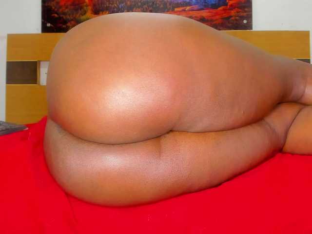 Live sex webcam photo for ssusy-ebony #277396025