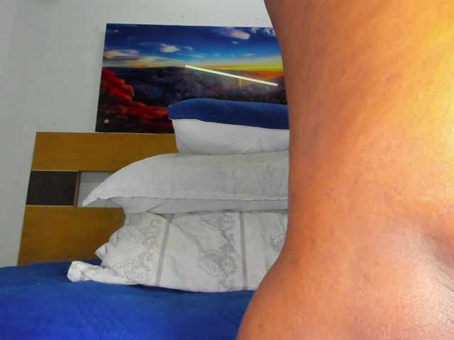 Live sex webcam photo for ssusy-ebony #277925979