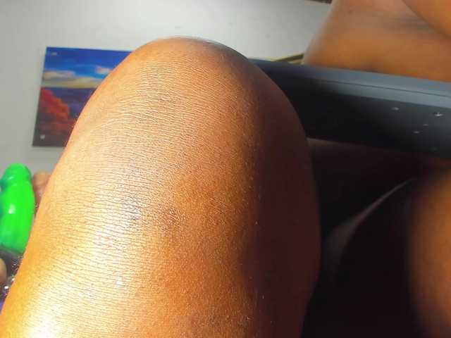 Live sex webcam photo for ssusy-ebony #278311457