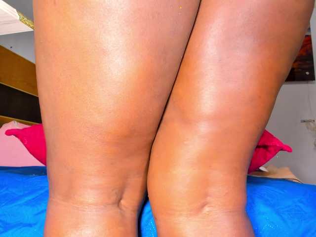 Live sex webcam photo for ssusy-ebony #290861328