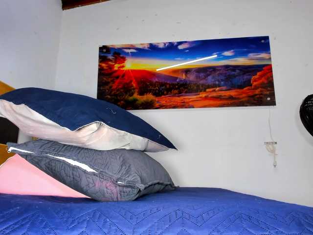 Live sex webcam photo for ssusy-ebony #290936672
