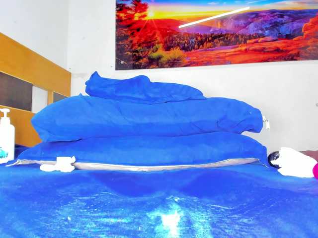 Live sex webcam photo for ssusy-ebony #291273936