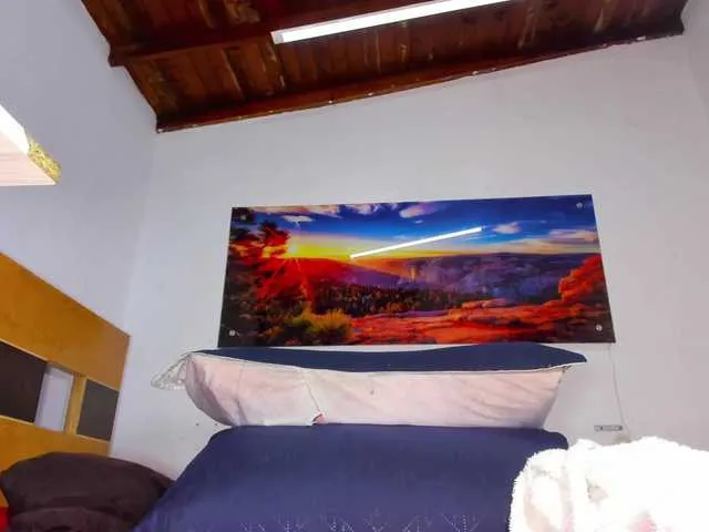 Live sex webcam photo for ssusy-ebony #291398425