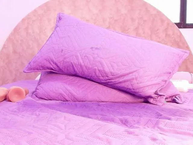 Live sex webcam photo for ssusy-ebony #292248990