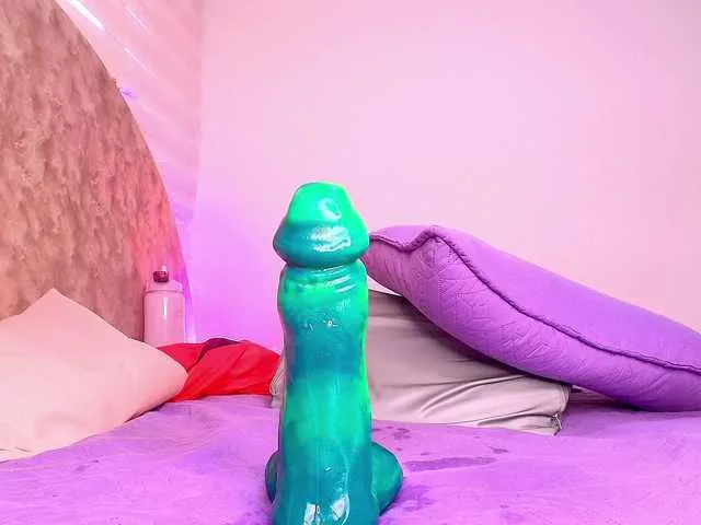 Live sex webcam photo for ssusy-ebony #292417587