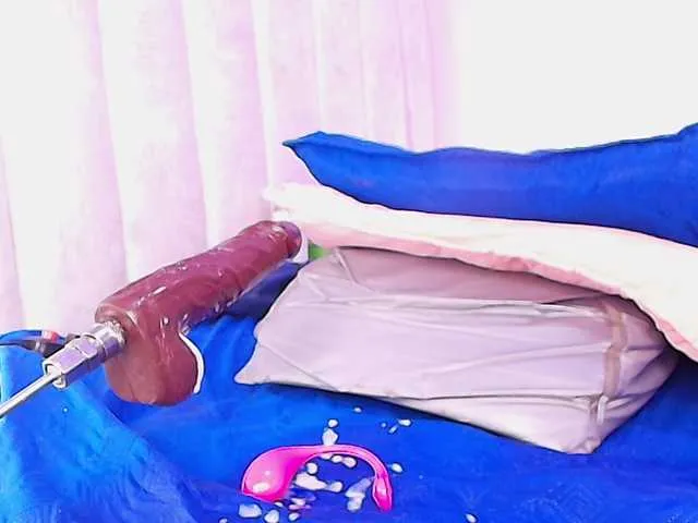 Live sex webcam photo for ssusy-ebony #294124730
