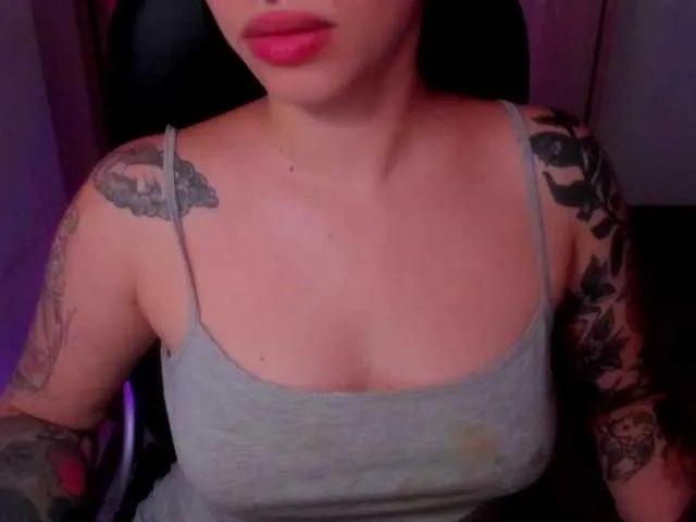Live sex webcam photo for stanovleniye #294092090