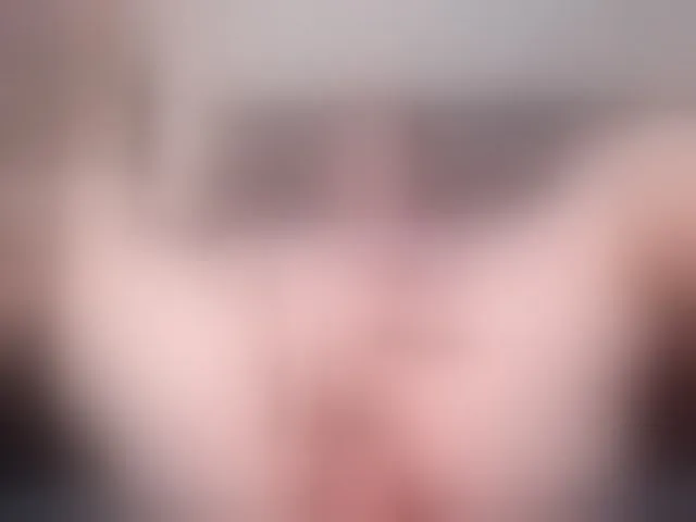 Live sex webcam photo for stassiemil #293613107