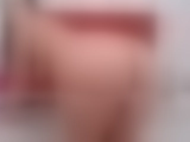 Live sex webcam photo for steacy-19 #294115680