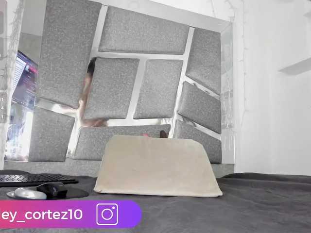 Live sex webcam photo for stefany-sexy #290447876