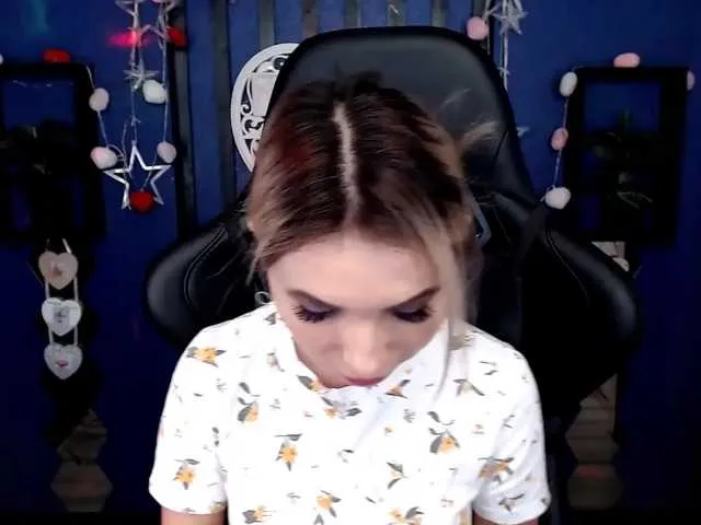 Live sex webcam photo for stellaflores #272889357